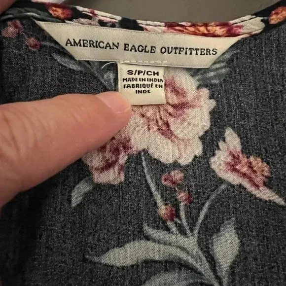 American Eagle Romper A1 - Picture 3 of 3
